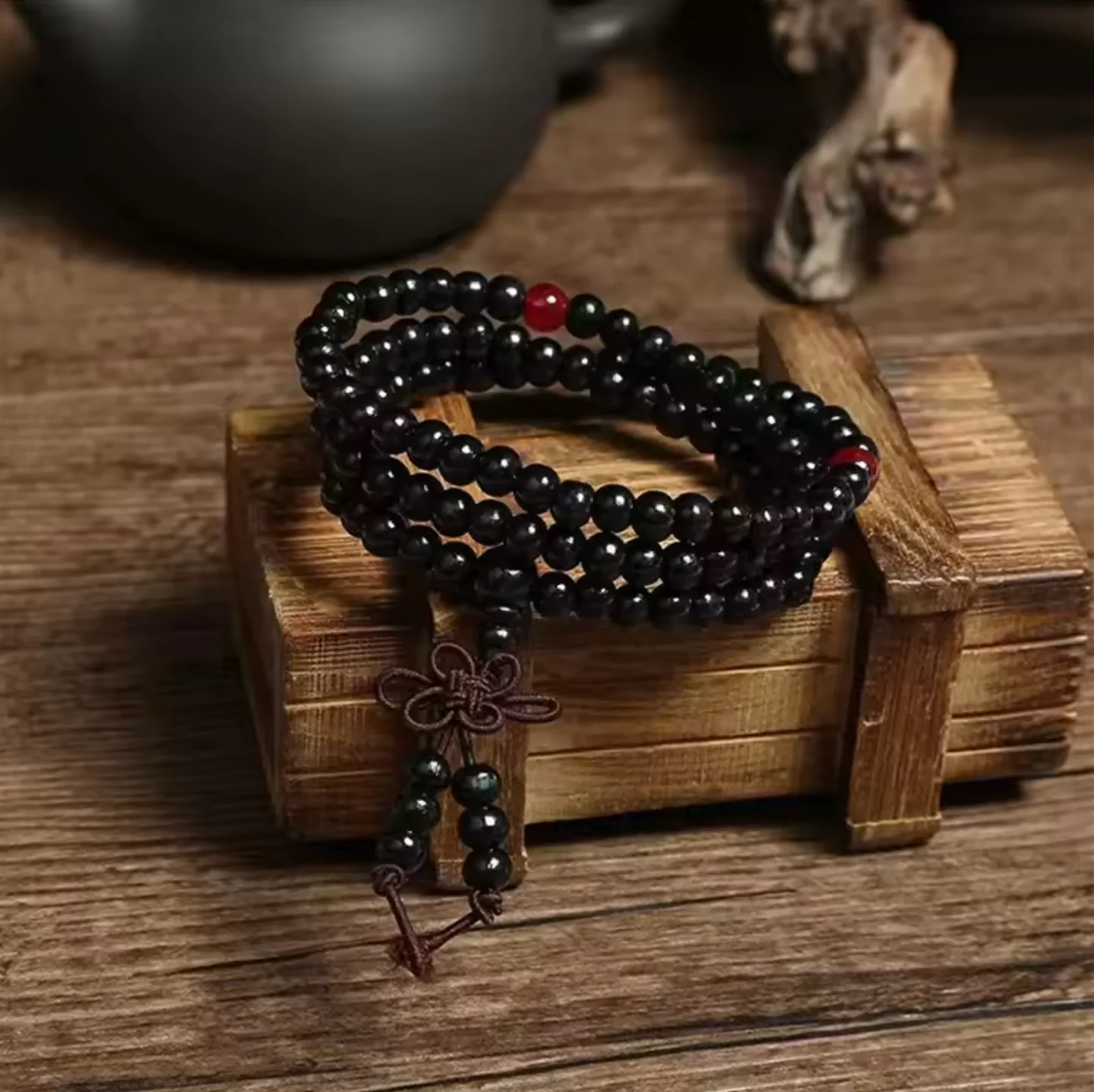 Collier mala en bois de santal noir premium
