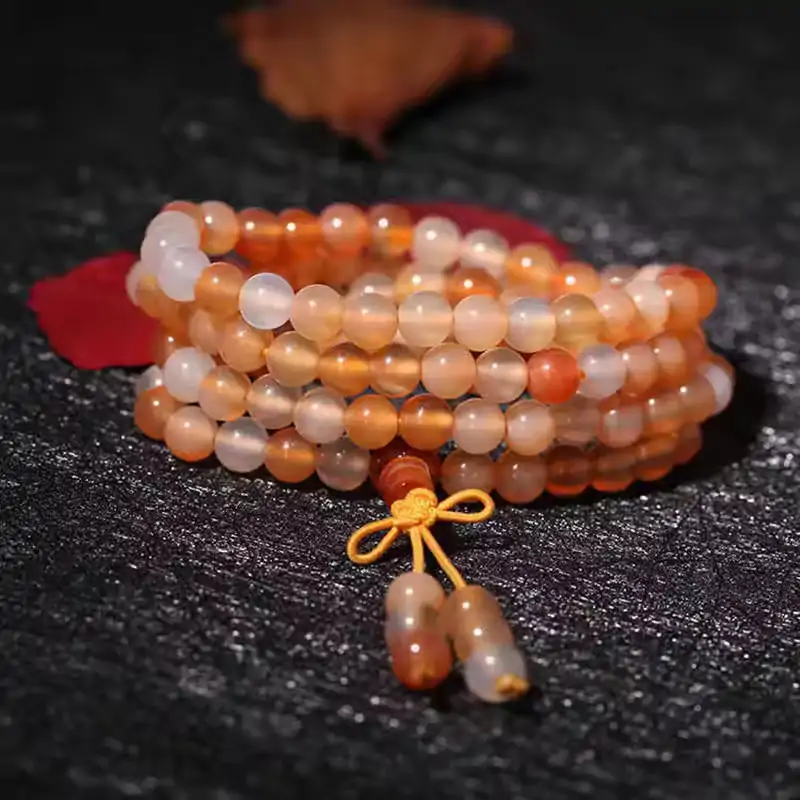 Collier mala en pierre d'agate orange et blanche