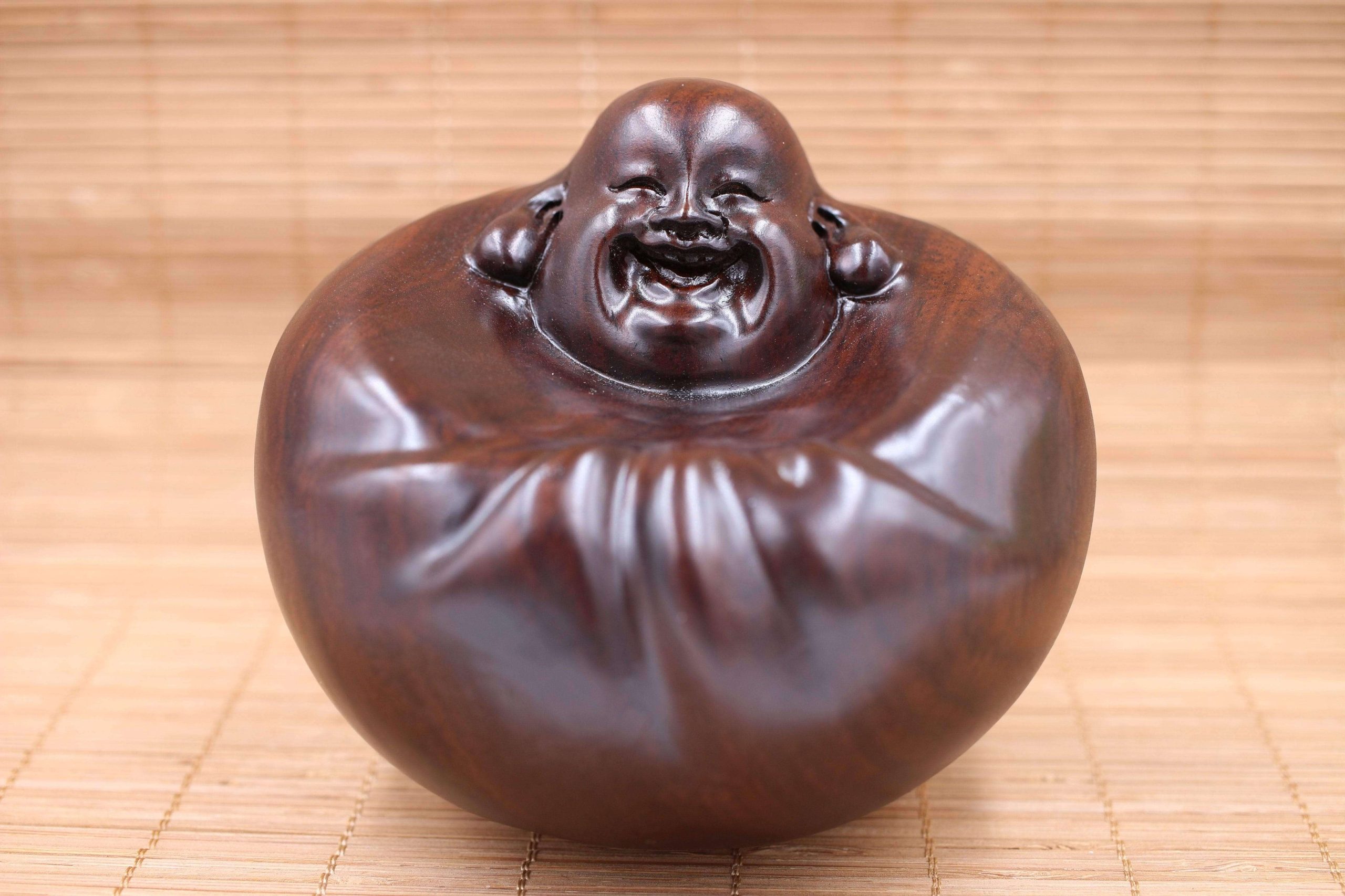 Statua di Buddha ridente rotondo – Legno di sandalo – Budai Maitreya - immagine 2