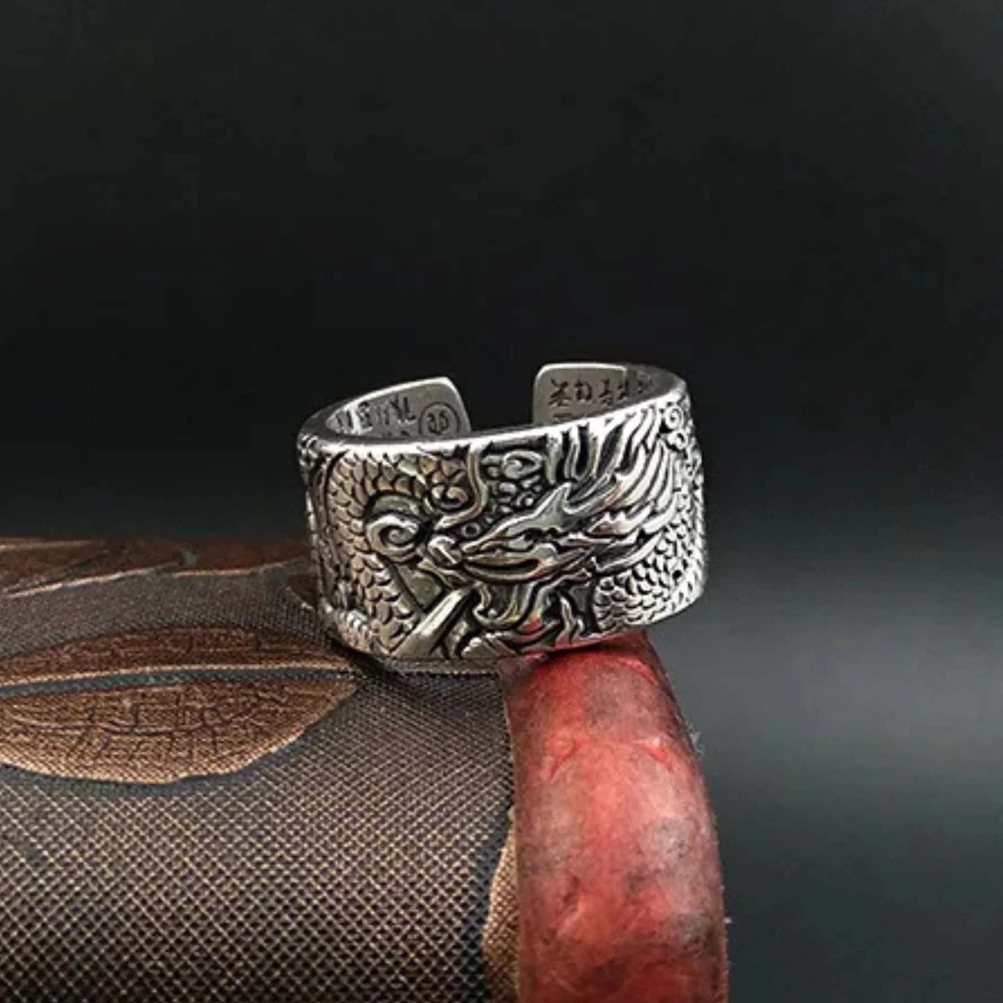 Bague Gravée Dragon ajustable en argent pur 999 – Bijou artisanal porte-bonheur