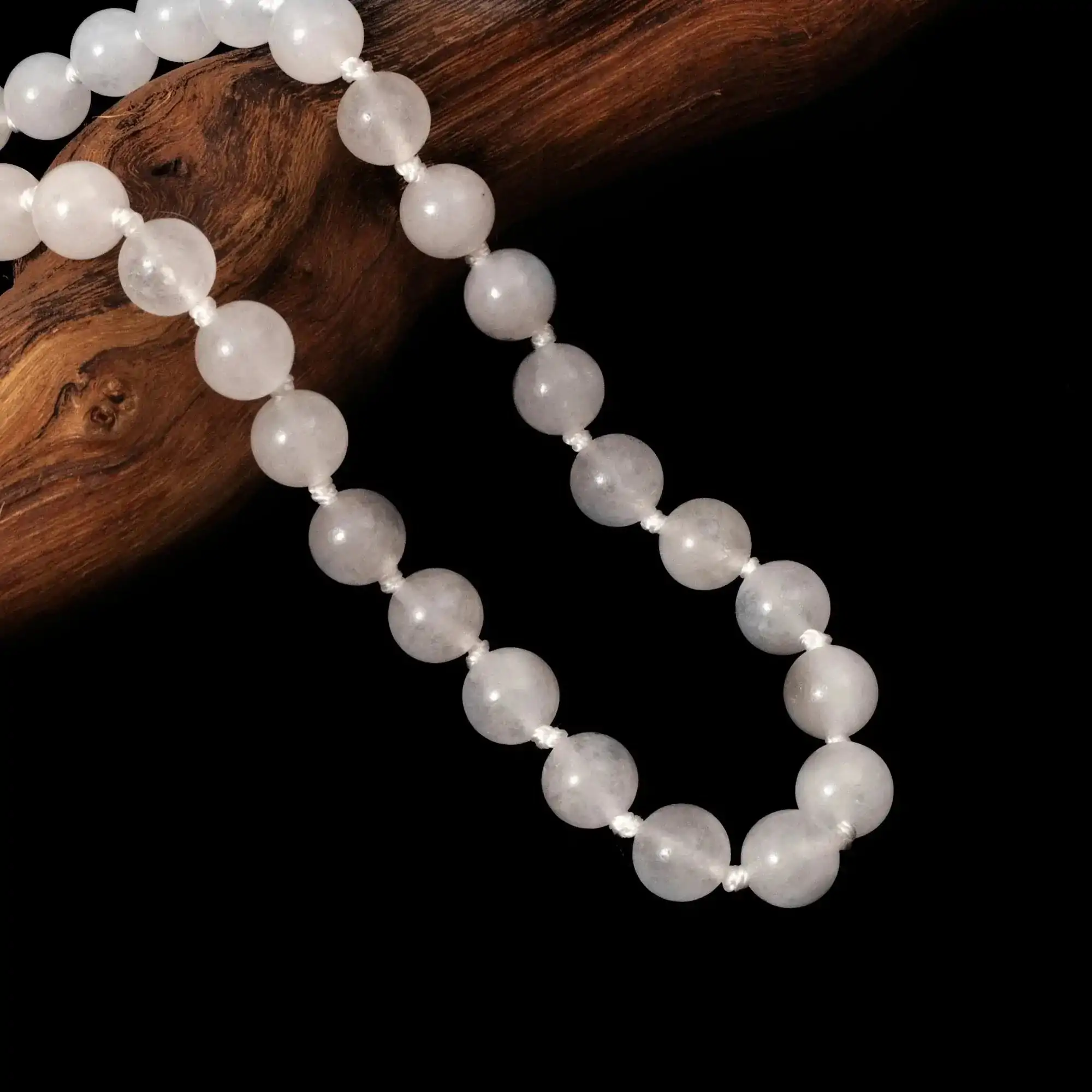 Collier mala jade blanc – Sagesse & protection bienveillante