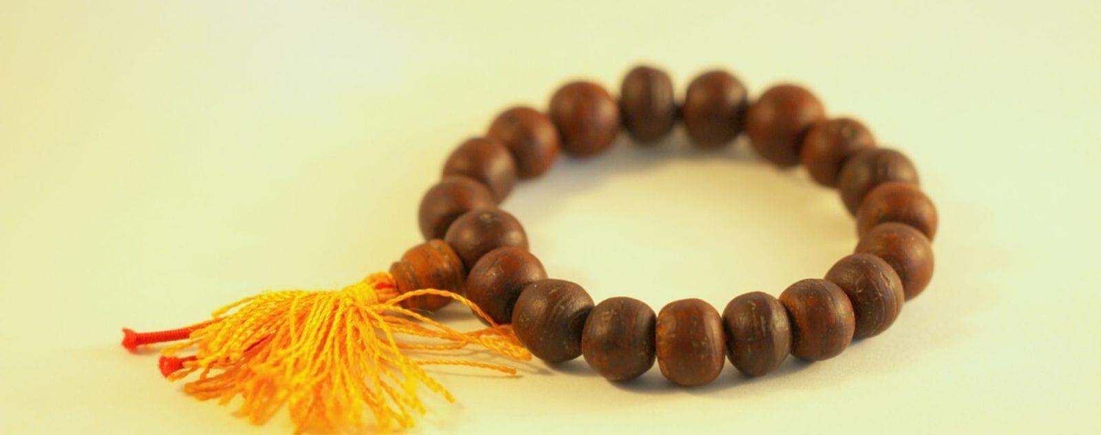bracelet bouddhiste