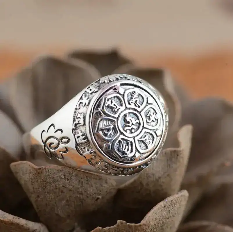 bagues bague artisanale tibetaine mantra om argent mas