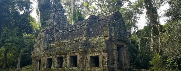 Temple dans la jungle, Asie du Sud-Est