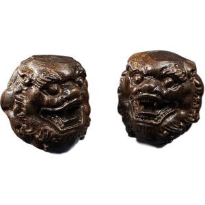 Boules de Qi Gong en Bois de Oud, 6 Modèles, Boules de santé chinoises en bois de oud véritable, disponibles en 6 modèles, parfum boisé naturel.